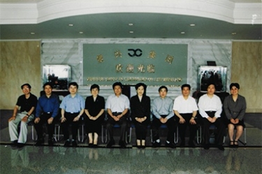 2001年6月1日，时任副省长叶荣宝等领导来公司检查指导“三个代表”学教活动