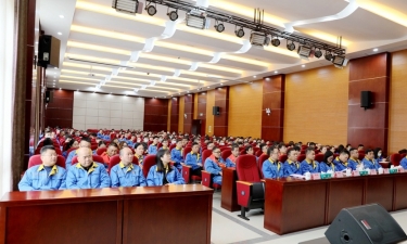 农历新年第一会 | 888集团纸业2022年度总结表彰暨2023年冲刺奋进大会隆重召开